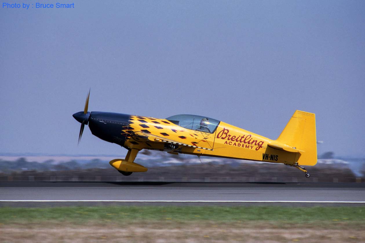 AS01-005 - Extra 300