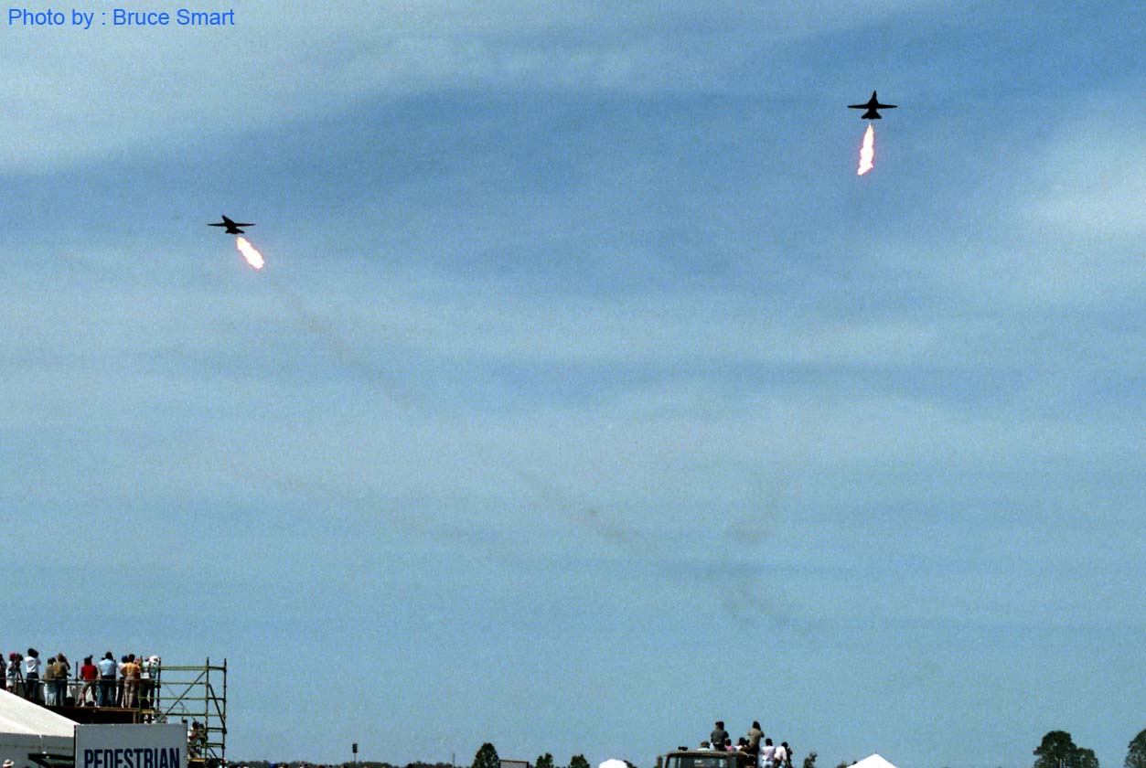 AS88-012 - F-111