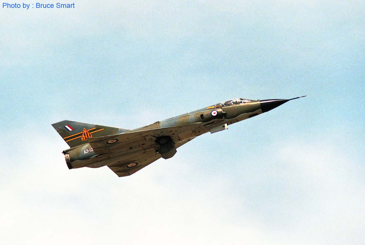 AS88-025 - Mirage