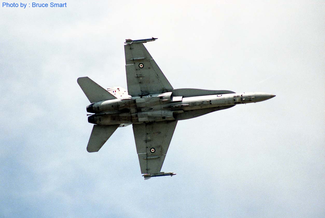 AS88-028 - FA-18