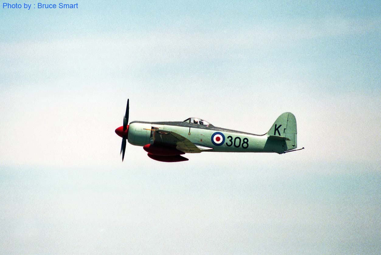 AS88-076 - Sea Fury