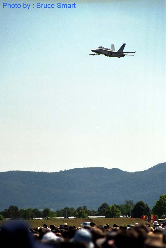 AS88-104 - FA-18
