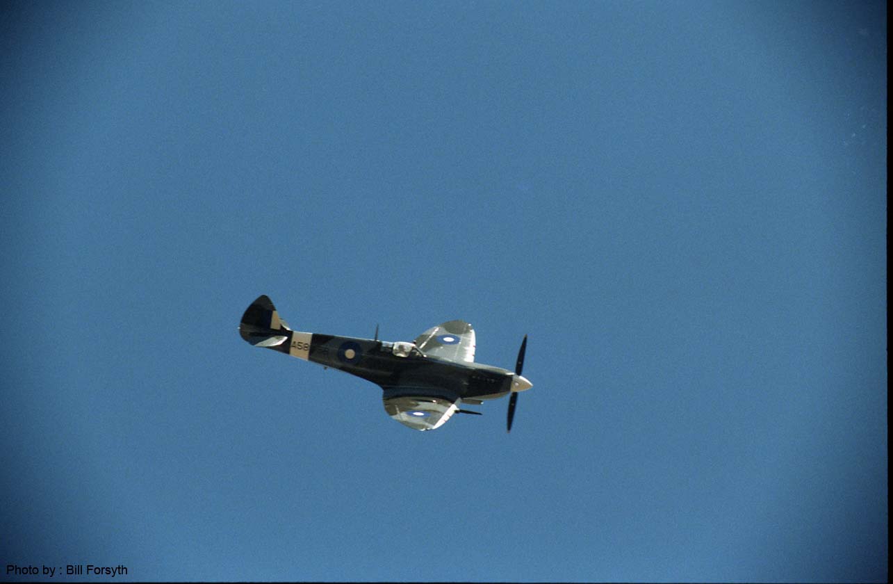 SR94-BF-427 - Col Pay, Spitfire